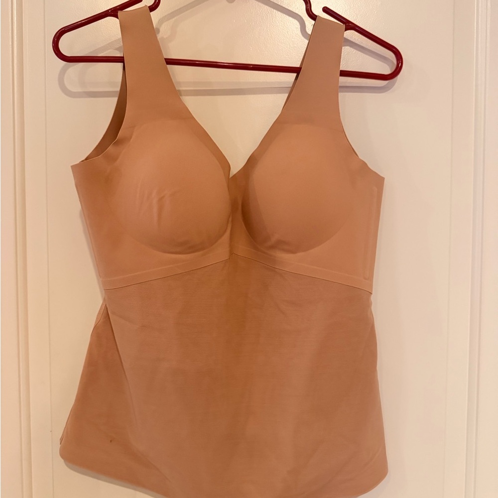 Honey Love Lift Wear Tank Sand colored Size XL EUC